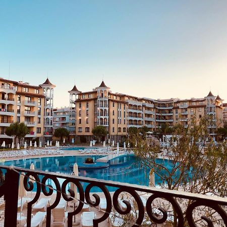 Royal Sun - Sunny Cove Apartment Pantai Sunny Bagian luar foto