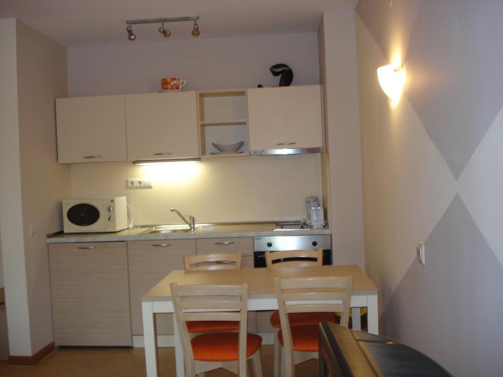 Royal Sun - Sunny Cove Apartment Pantai Sunny Bagian luar foto