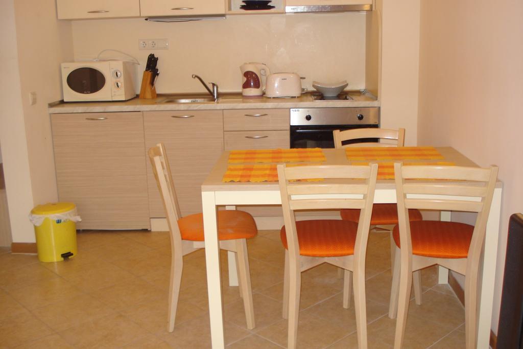 Royal Sun - Sunny Cove Apartment Pantai Sunny Bagian luar foto