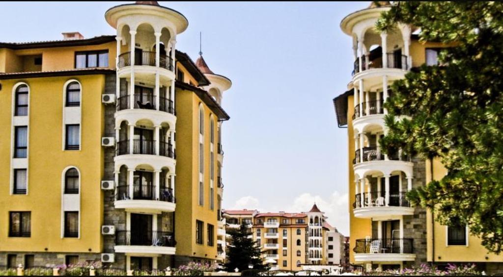 Royal Sun - Sunny Cove Apartment Pantai Sunny Bagian luar foto