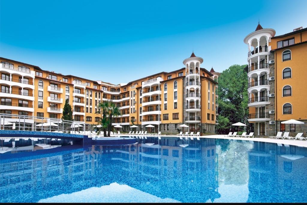 Royal Sun - Sunny Cove Apartment Pantai Sunny Bagian luar foto