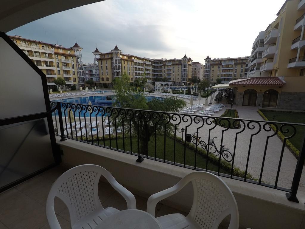 Royal Sun - Sunny Cove Apartment Pantai Sunny Bagian luar foto