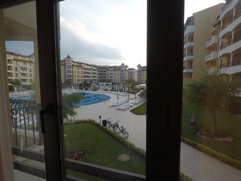 Royal Sun - Sunny Cove Apartment Pantai Sunny Bagian luar foto